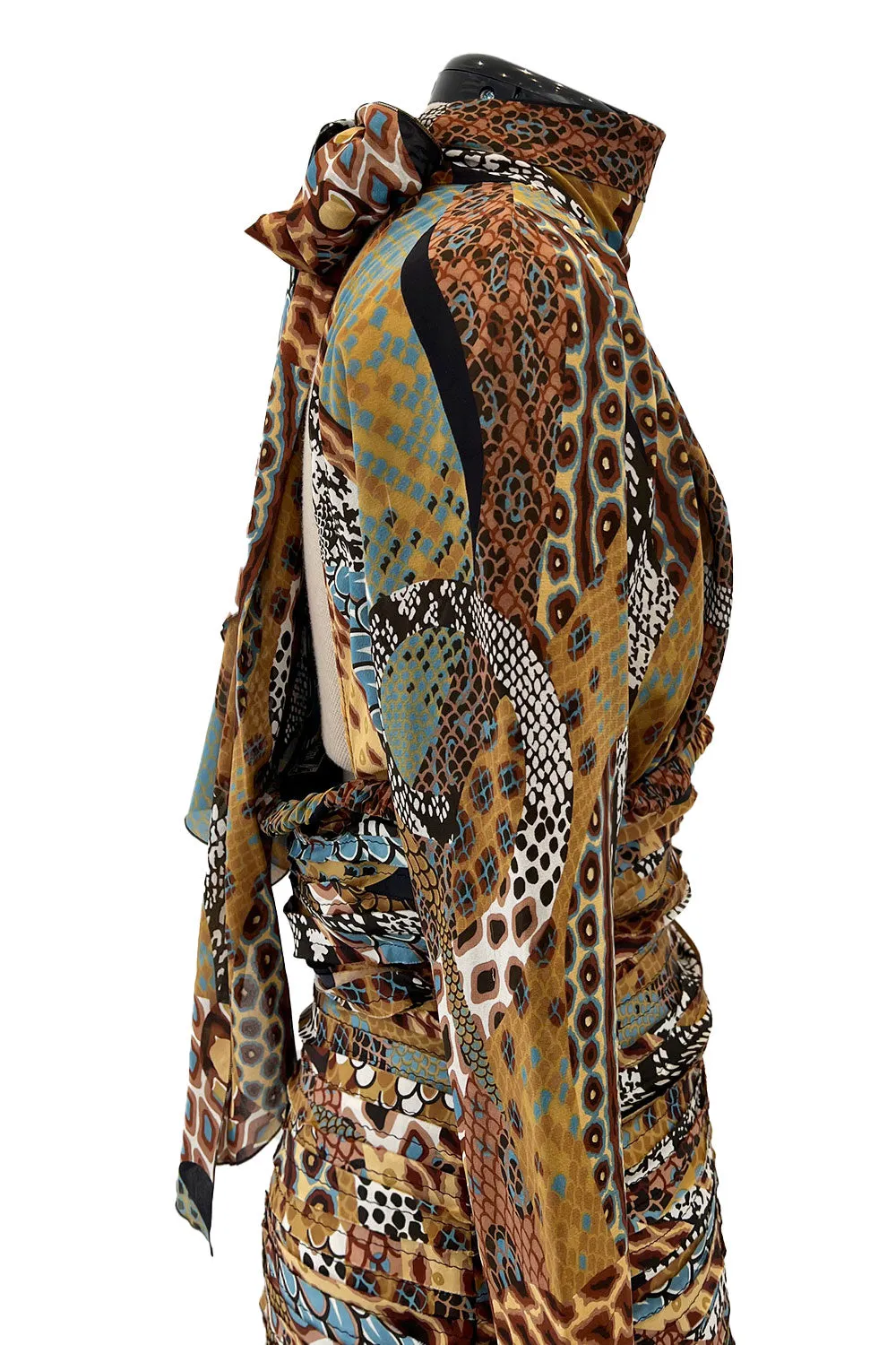 Ad Campaign Fall 2005 Versace by Donatella Versace Runway Silk Chiffon Backless Halter Dress