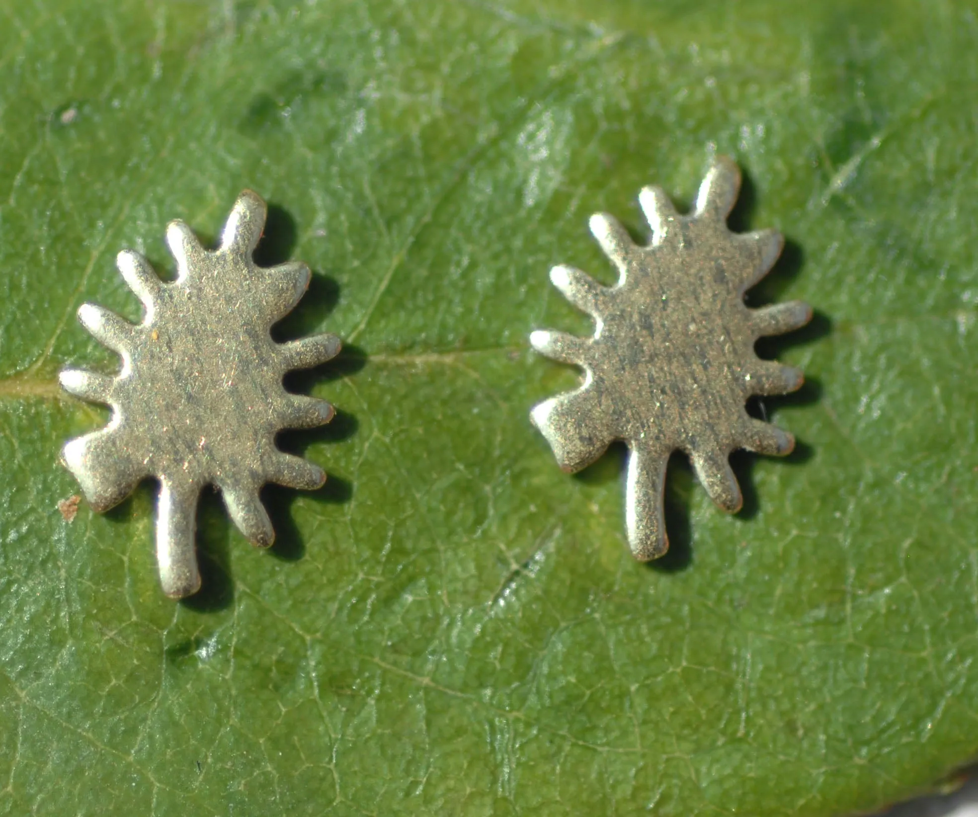 Most Tiny Metal Ruffled Leaf Mini Blanks
