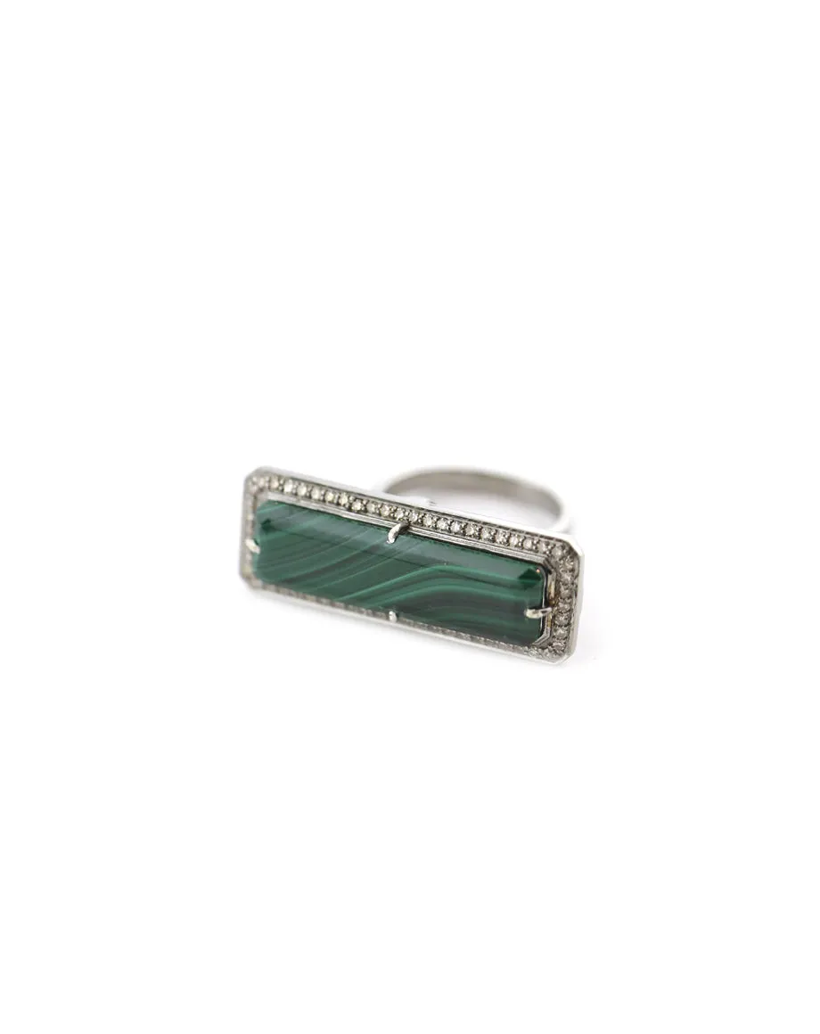 The XL Landa Stack Ring